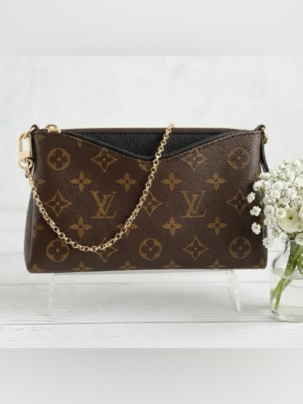 Louis Vuitton Monogram Canvas Shoulder Pallas with Gold Chain